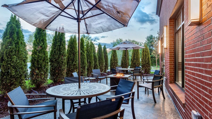 Hampton Inn & Suites Kittery-Portsmouth