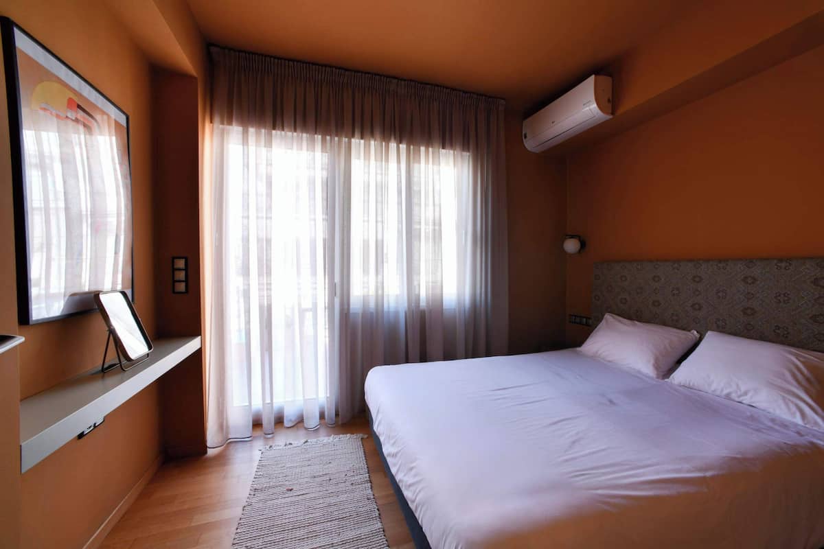 Apartment, 2 Bedrooms (4th floor) | Desk, blackout curtains, iron/ironing board, free WiFi