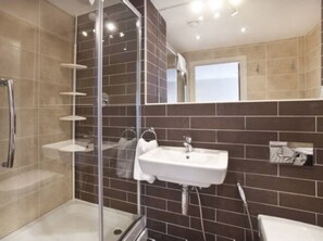 Apartment, Ensuite | Bathroom