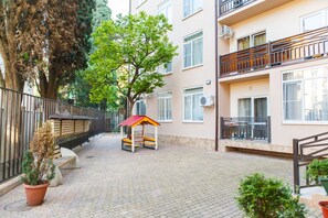 Außen-Kinderspielplatz