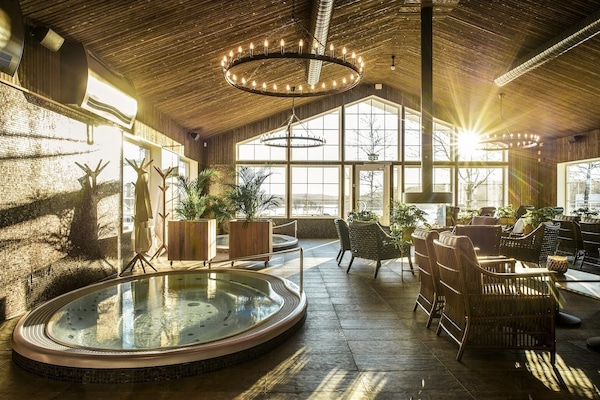 Sauna, hot tub, body treatments, body wraps, body scrubs, facials