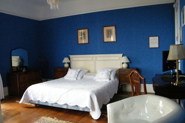 Comfort Double Room | Seterika/papan seterika, katil bayi/kot (percuma), Wi-fi percuma