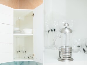 Full-sized fridge, microwave, coffee/tea maker