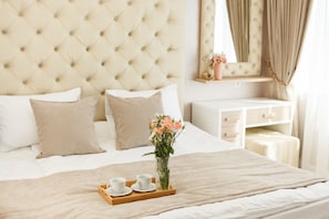 Iron/ironing board, free WiFi