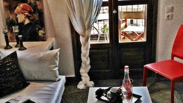 Junior Suite, Balcony | Desk, soundproofing, free WiFi, bed sheets