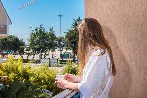 Blackout curtains, iron/ironing board, free WiFi