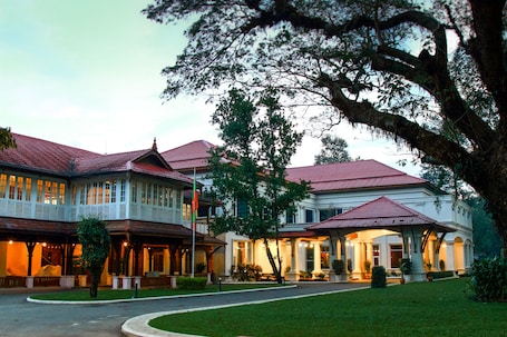 Front of property. Hotel Dawei