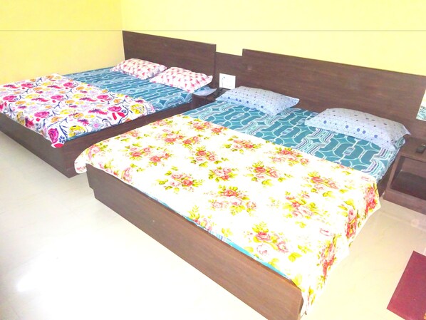 Kamar Quadruple Keluarga, 2 Tempat Tidur Double | 1 kamar tidur, tempat tidur lipat/tambahan, dan Wi-Fi gratis