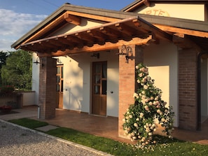 Comfort Triple Room | Terrace/patio