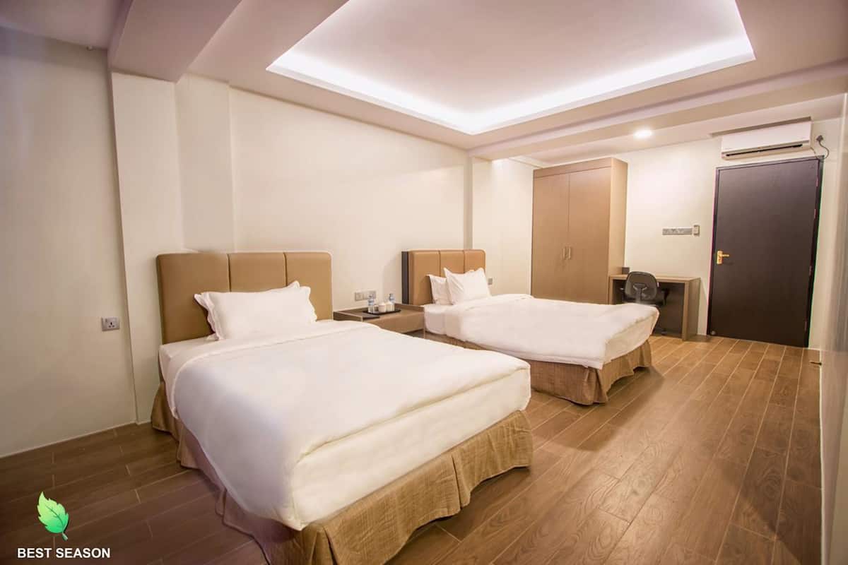 Appartement, 1 chambre | Minibar, coffres-forts dans les chambres, bureau