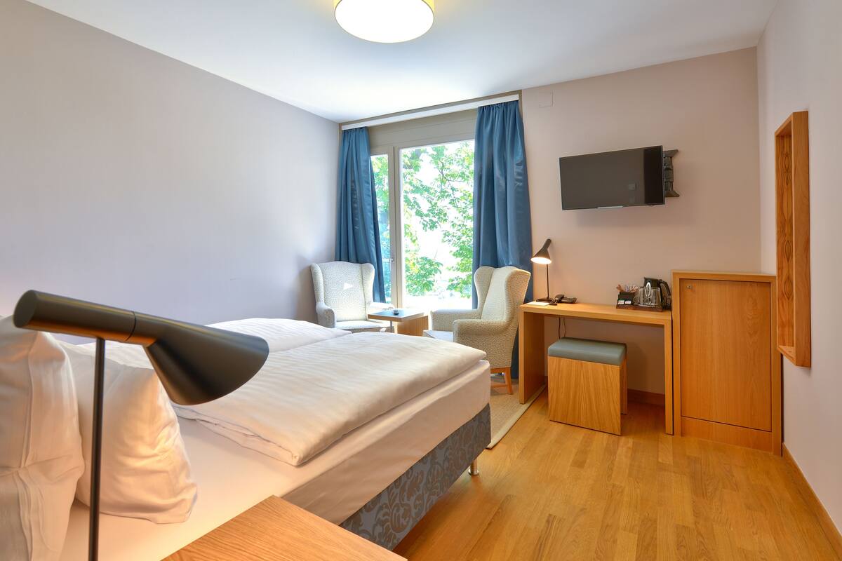 In-room safe, desk, blackout curtains, soundproofing