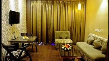 Deluxe Double Room, 1 Queen Bed, Non Smoking | View from room