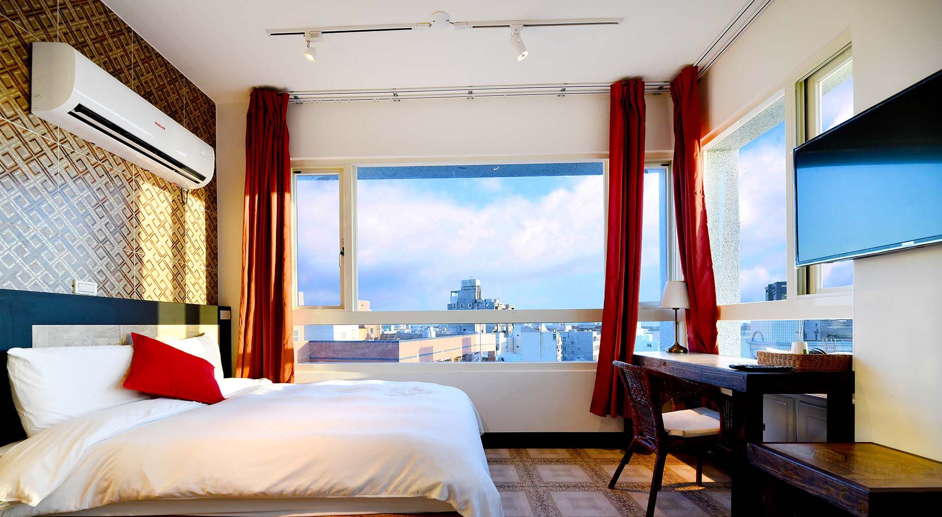 Panoraamakattohuoneisto, 1 keskisuuri parisänky | Ilmainen Wi-Fi, vuodevaatteet