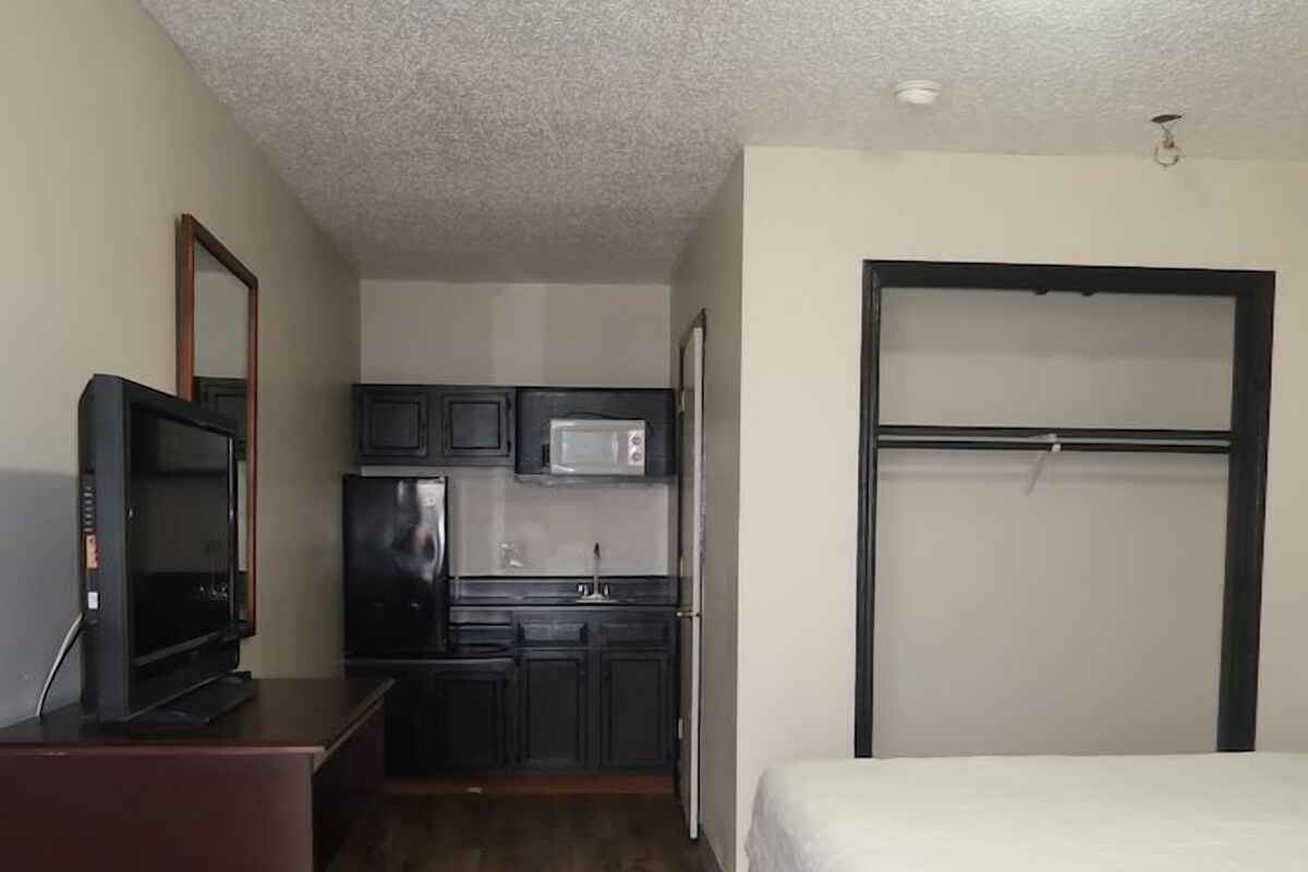 Blackout drapes, soundproofing, iron/ironing board (on request)