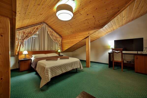 Comfort Double Room | Blackout drapes, free WiFi, bed sheets - Hotel & SPA Jawor (Zawoja)