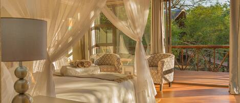 Standard Room, 1 Queen Bed