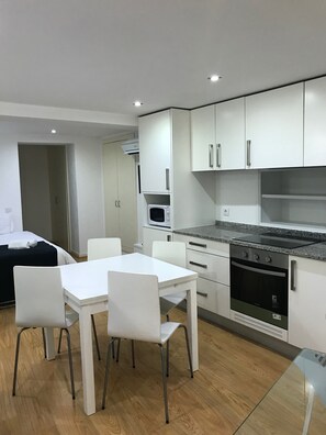 Standard Suite | Private kitchenette | Full-sized fridge, microwave, stovetop, espresso maker