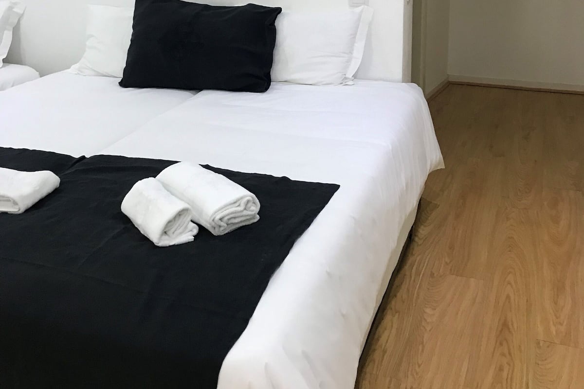 Standard Suite | 1 bedroom, in-room safe, soundproofing, free WiFi