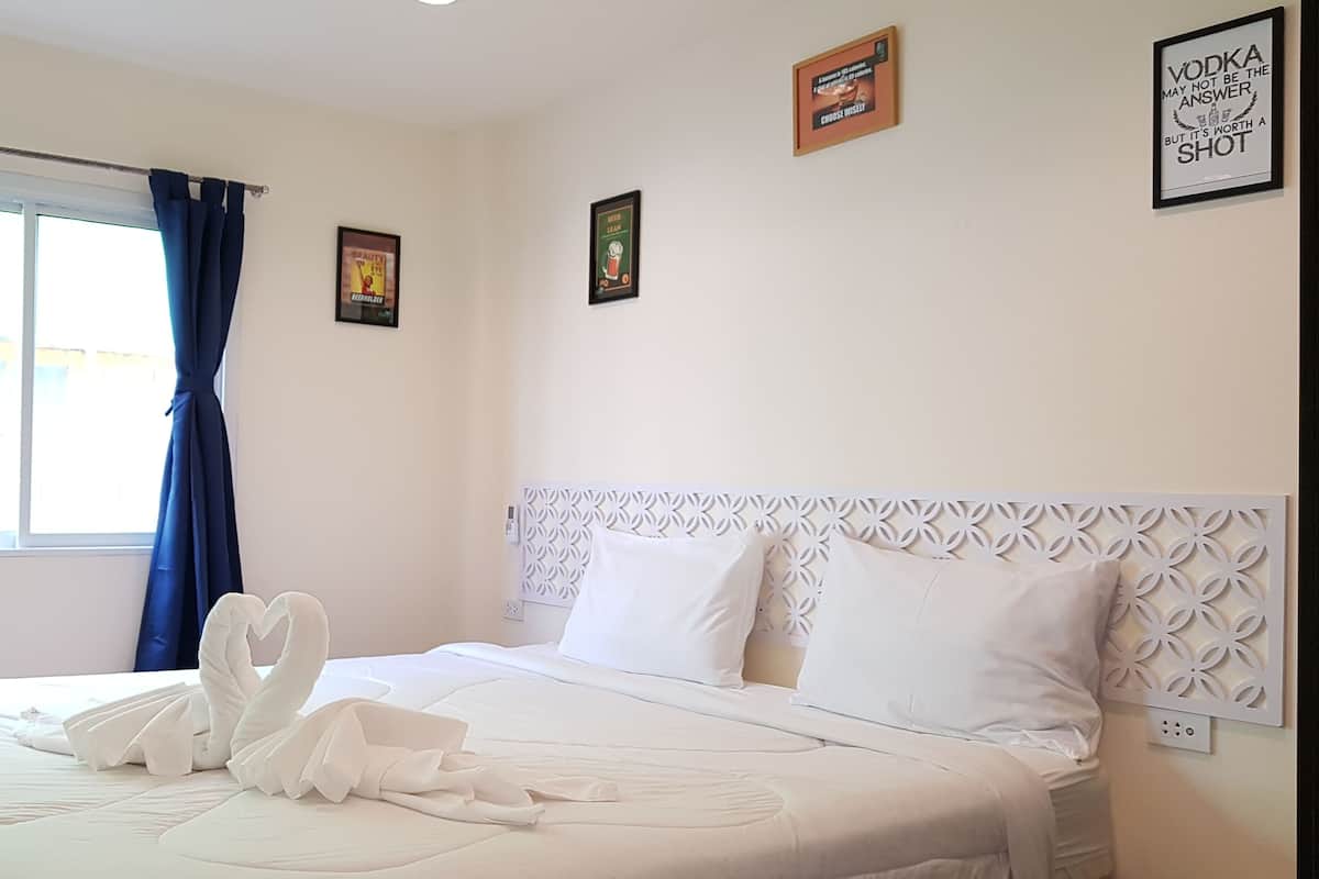 Standard Ac Twin Room | Desk, free WiFi, bed sheets