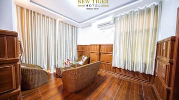 Royal Suite | Living room | LCD TV