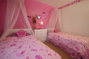 Family Villa, Hot Tub, Garden Area | Children's theme room - Ly53793 - Indian Ridge - 3 Bed 2 Baths Villa (Kissimmee)