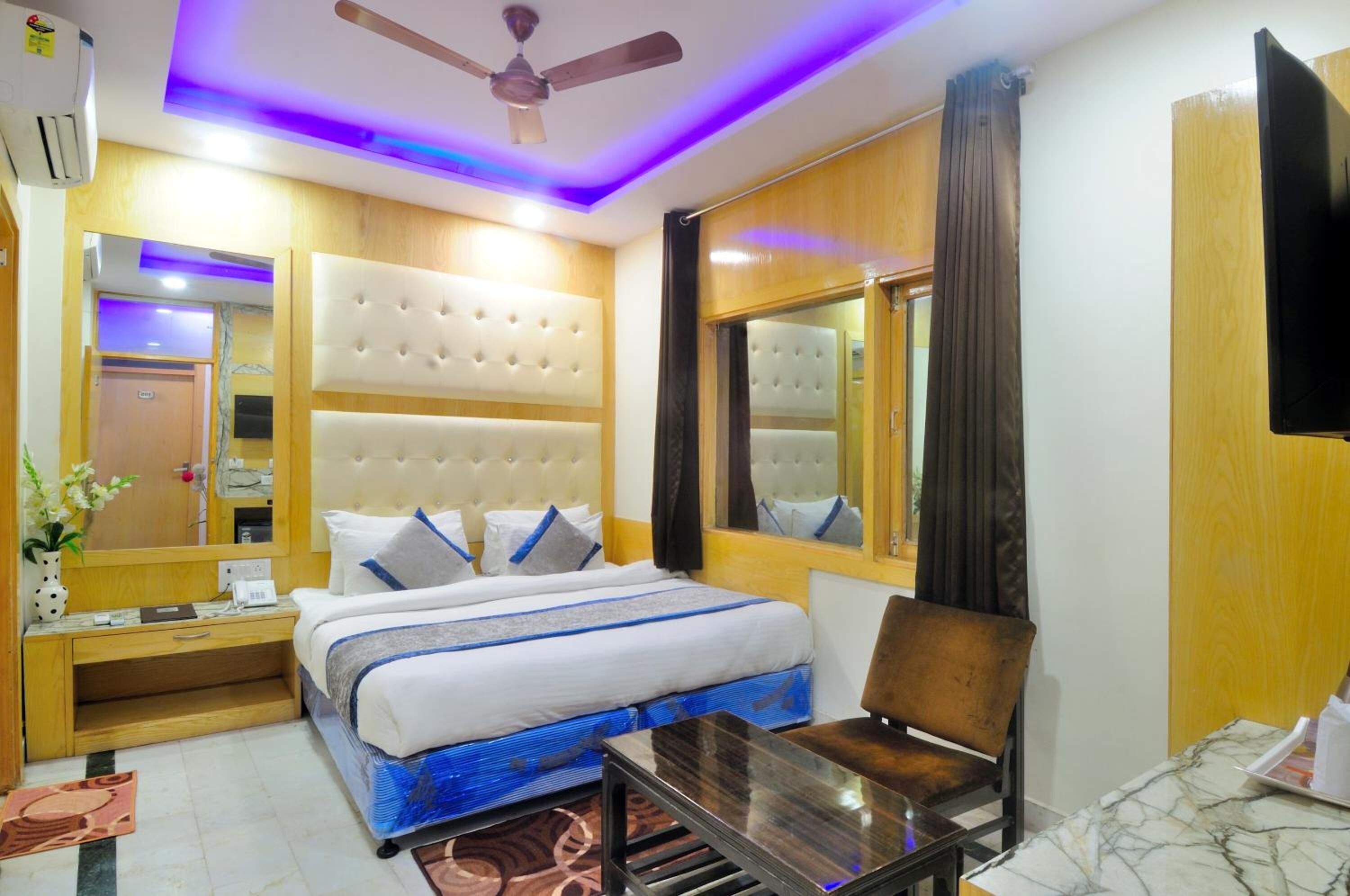 Photo - Hotel Karlo Kastle - Paharganj - New Delhi