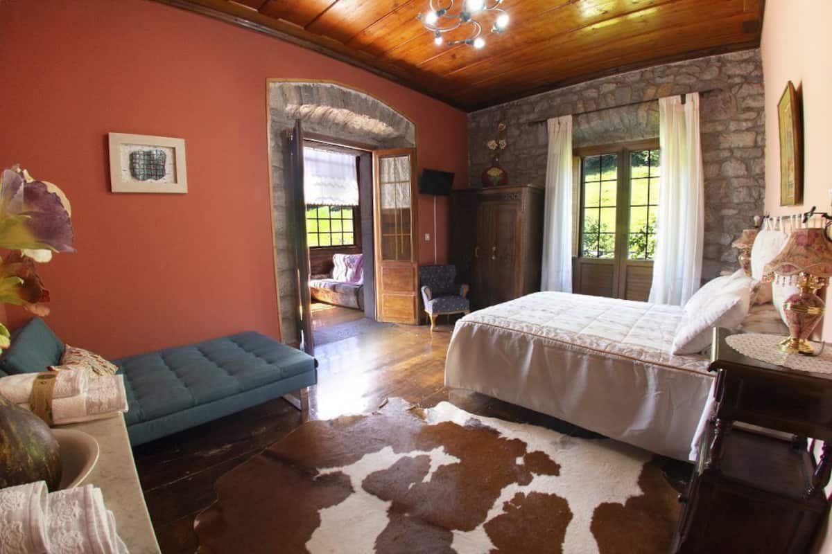 Coffres-forts dans les chambres, bureau, chambres insonorisées