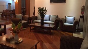 Ảnh chưa phân loại, 5 trong số 38 ảnh, nút