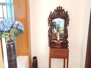 Interior detail - Ma Ma Guest House (Mandalay)