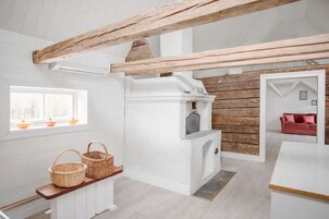 Refrigerador, microondas, placa de cocina, cafetera/tetera