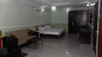Suíte executiva | Wi-Fi de cortesia, roupa de cama