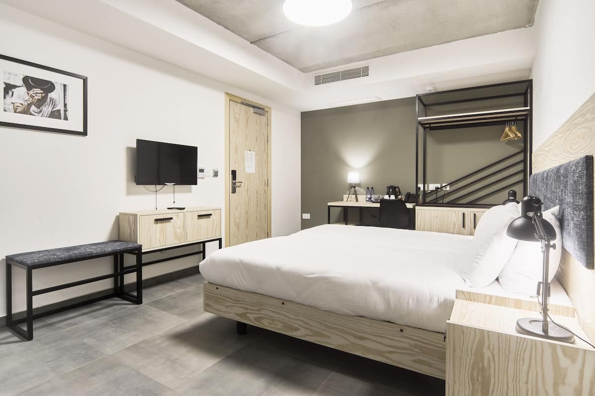 superior double or twin room, balcony | 1 bedroom, minibar, in-room safe, desk