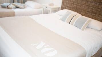 Classic Room, Multiple Beds | Bed sheets