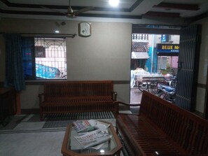 Khu tiếp khách ở sảnh