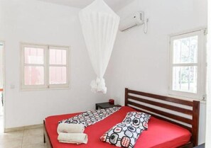 Minibar, free WiFi, bed sheets - Vila Marilyn (São Tomé)