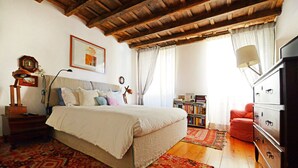 2 bedrooms, iron/ironing board, bed sheets - Farnese Charming Apartment (Rome)