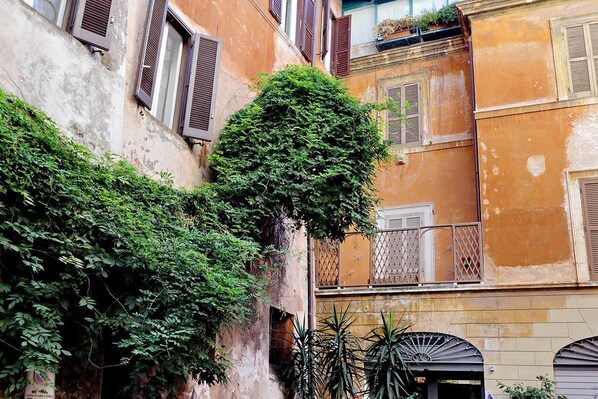 House, Multiple Beds, City View (Campo Marzio Studio Apartment) | Terrace/patio - Campo Marzio Studio Apartment (Rome)