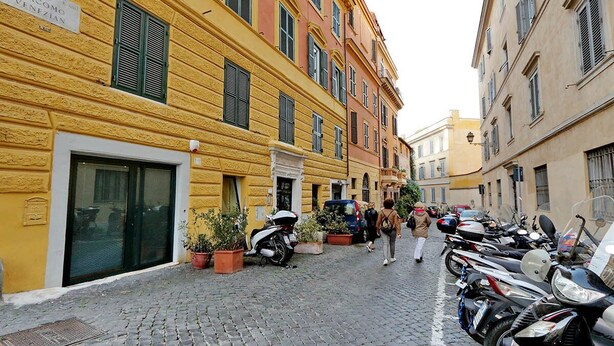 Unclassified image, 1 of 11, button - Trastevere Lovely Studio Apartment (Rome)