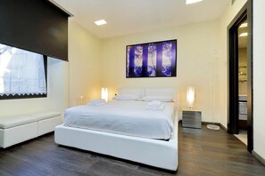 ハウス ダブルベッド 2 台 シティビュ ー (Vittoria Luxury Apartment) | 2 室のベッドルーム、客室ごとに異なる装飾、客室ごとに異なるインテリア、WiFi (無料)