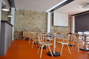 Daily continental breakfast for a fee - Casa de São Bento by PURUS (Coimbra)