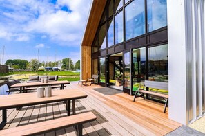 3 habitaciones, decoración personalizada y muebles diferentes