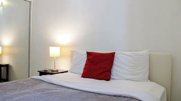 Departamento, 2 habitaciones | 2 habitaciones, insonorización y tabla de planchar con plancha