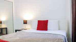 Apartment, 2 Bedrooms | 2 bedrooms, soundproofing, iron/ironing board, free WiFi - Gladiolas 1101 (Ponce)