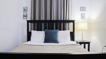 Apartment, 1 Bedroom | 1 bedroom, iron/ironing board, free WiFi, bed sheets