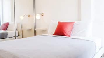 1 bedroom, iron/ironing board, free WiFi, bed sheets