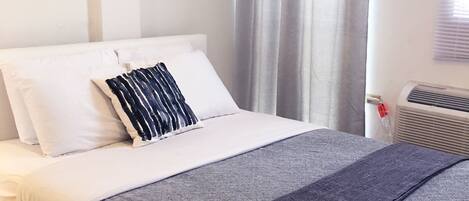 Apartment, 1 Bedroom | 1 bedroom, iron/ironing board, free WiFi, bed sheets