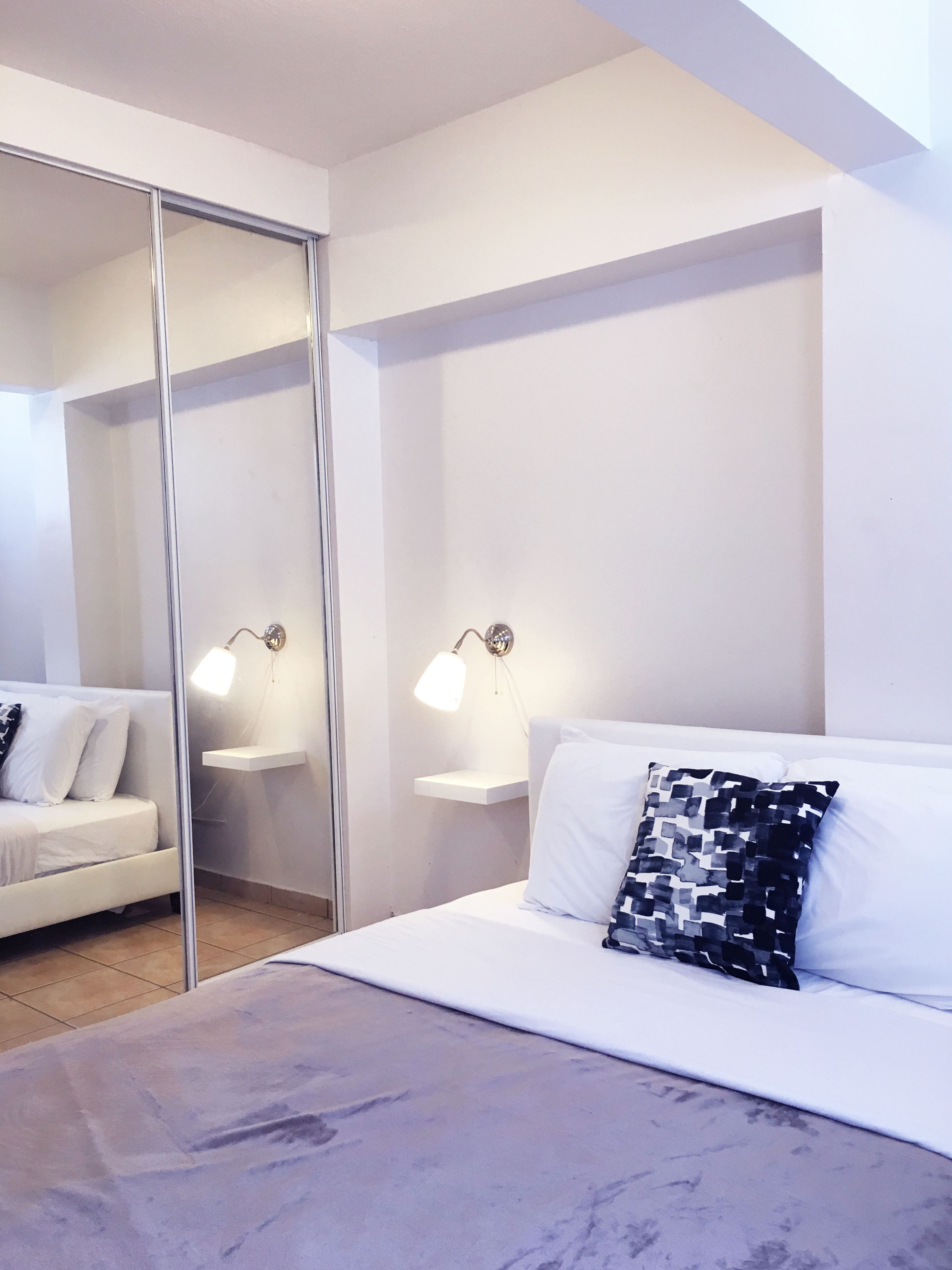 2 habitaciones, tabla de planchar con plancha y wifi gratis 