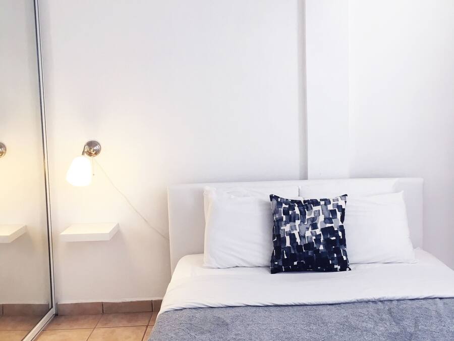 1 chambre, bureau, fer et planche Ă repasser, Wi-Fi gratuit