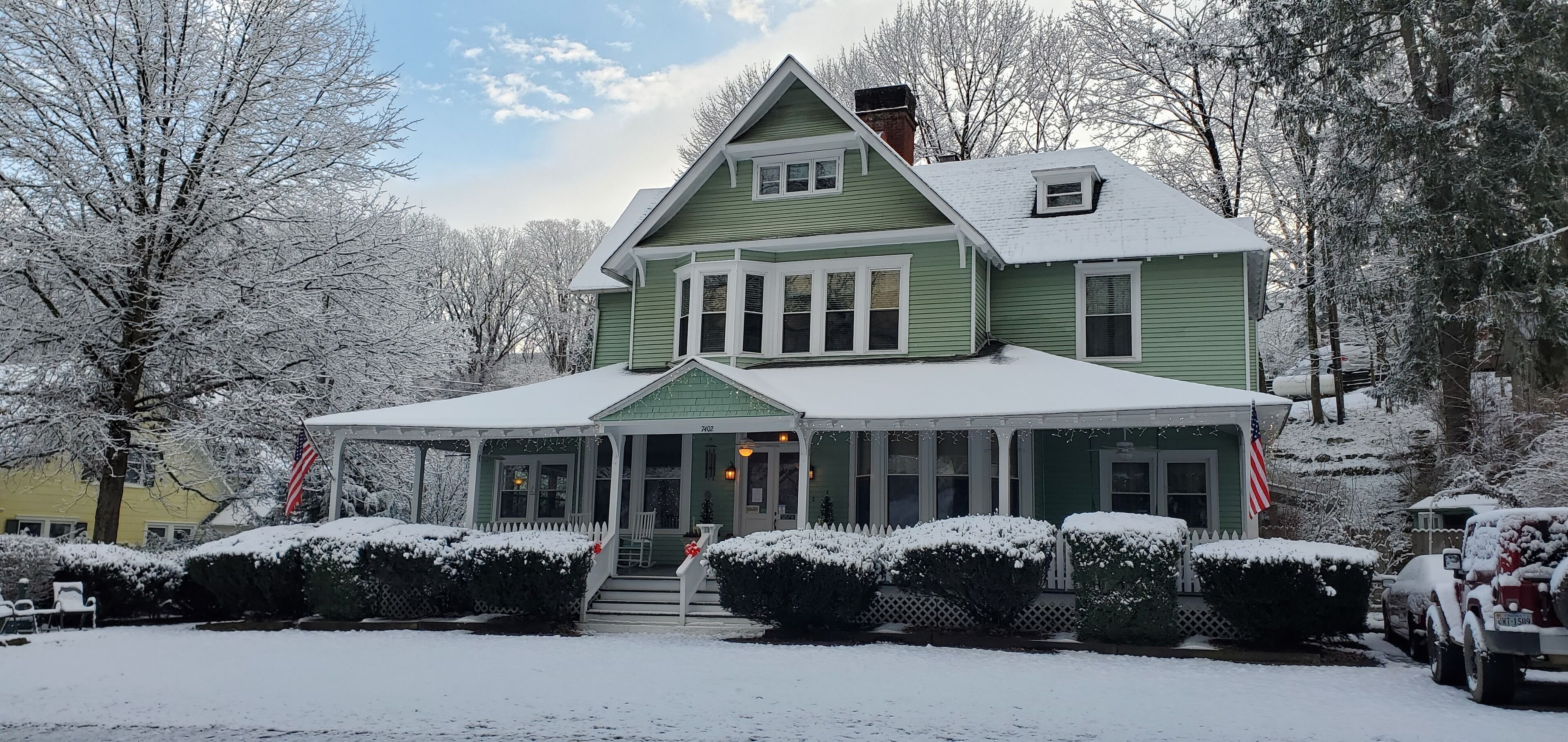 المنشأة من الخارج