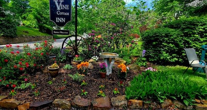 Vine Cottage Inn